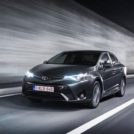Avensis_22__mid